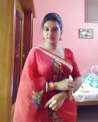 Escorts Charai